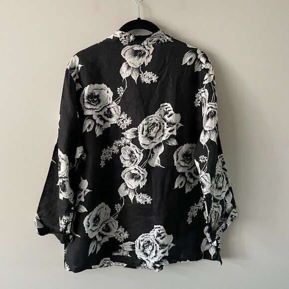Anne Carson Floral Button-Up Shirt V-neck 3/4 Sleeves Black White Petite XL - Picture 3 of 7